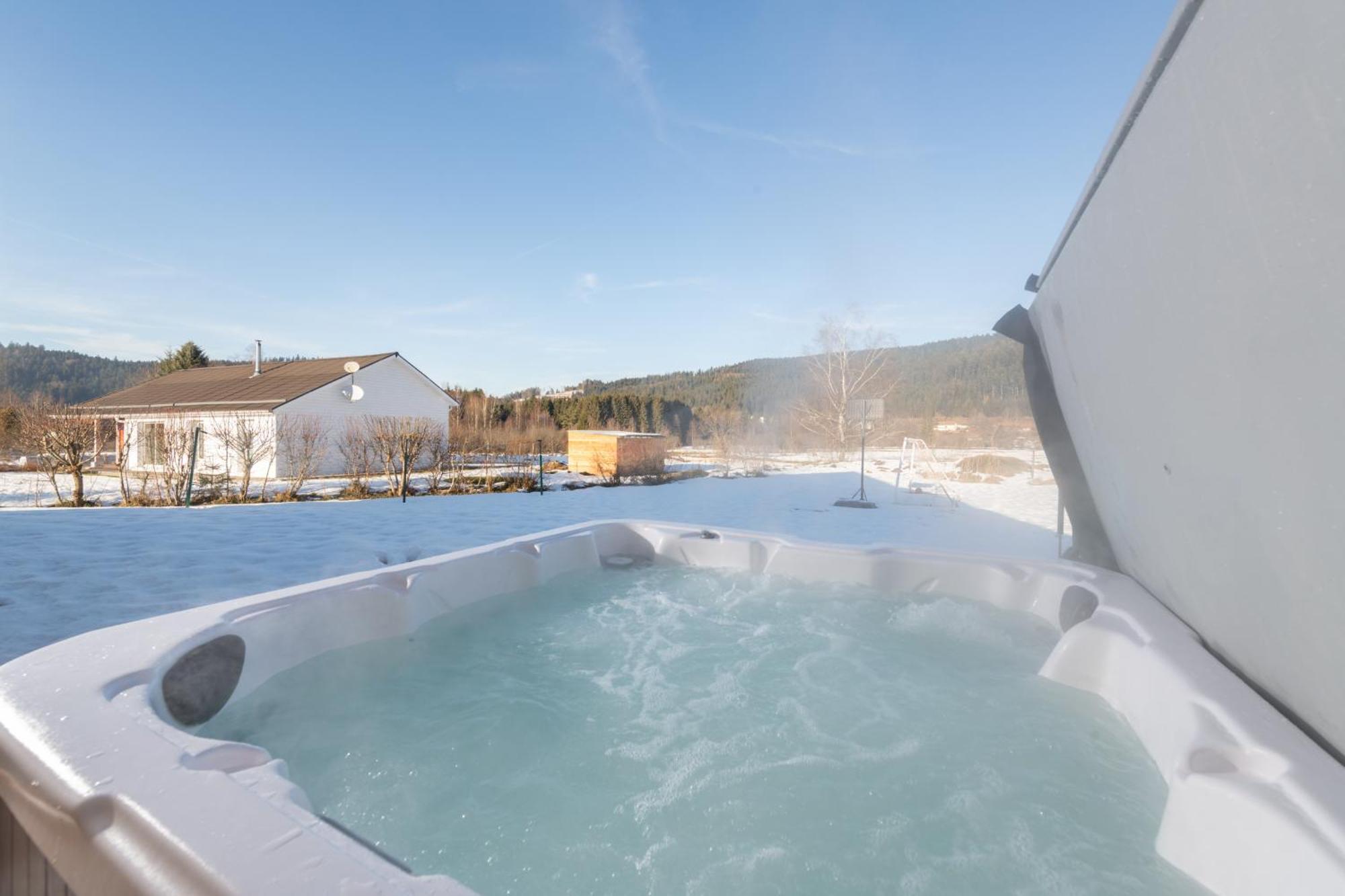 Chalet Du Bien-Etre 15P. Piscine,Spa, Hammam,Petanque,Basket 제라르메르 외부 사진